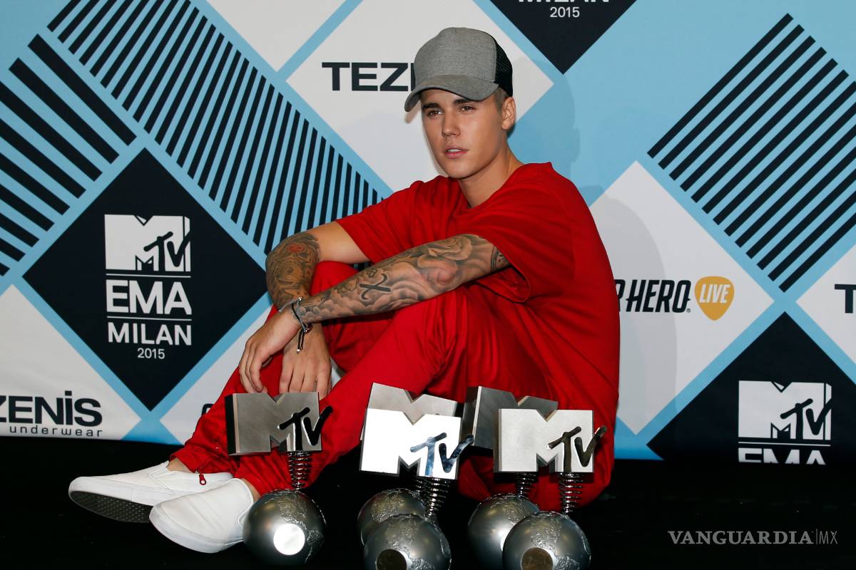 Justin Bieber se embolsa cinco premios en los EMA