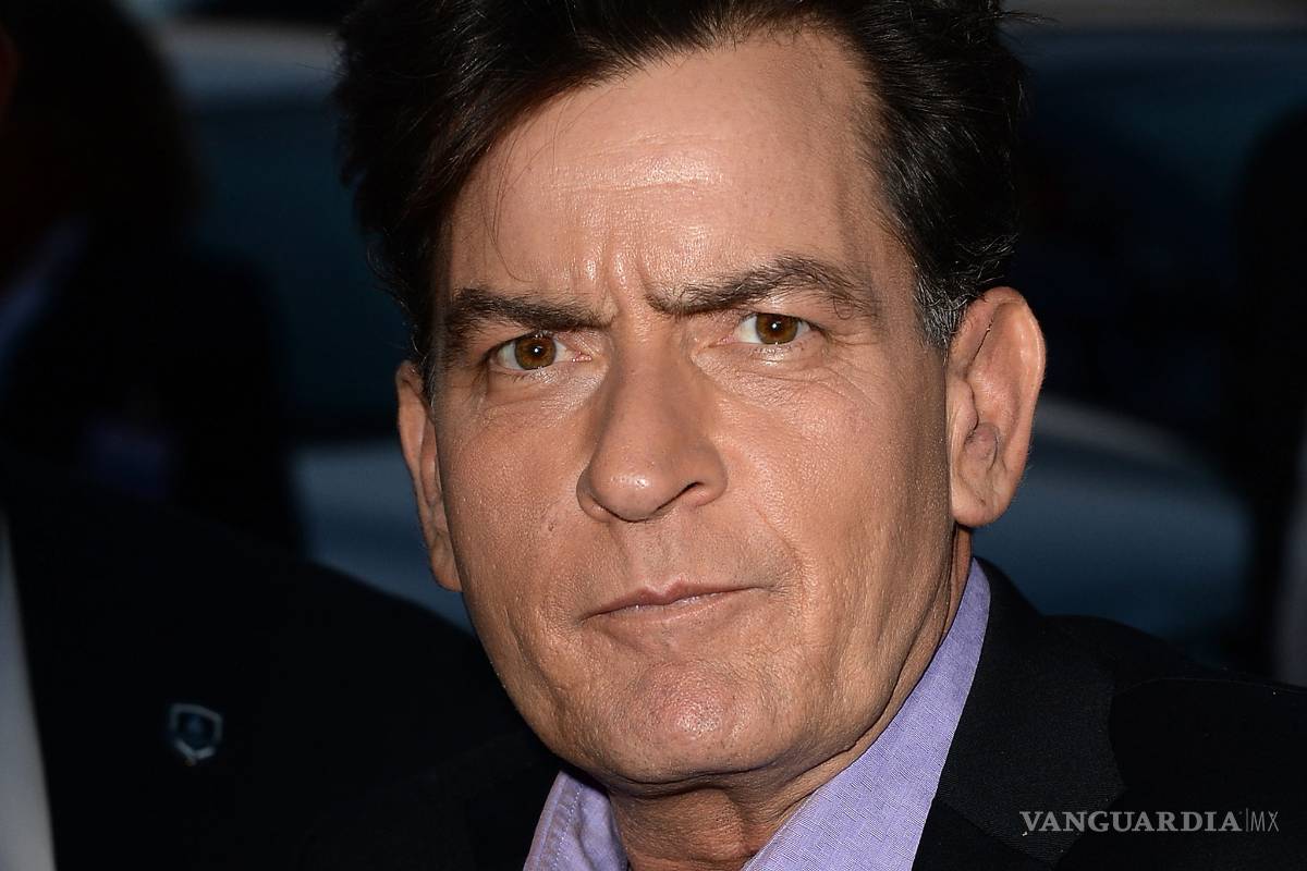 Charlie Sheen se juega la vida sin medicinas contra el VIH