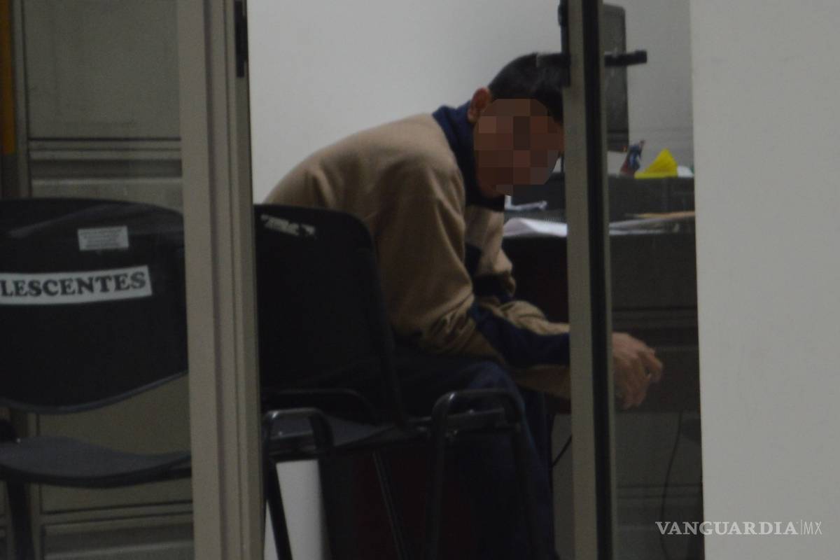 Vinculan a proceso a joven de Parras que asesinó a su hijastra