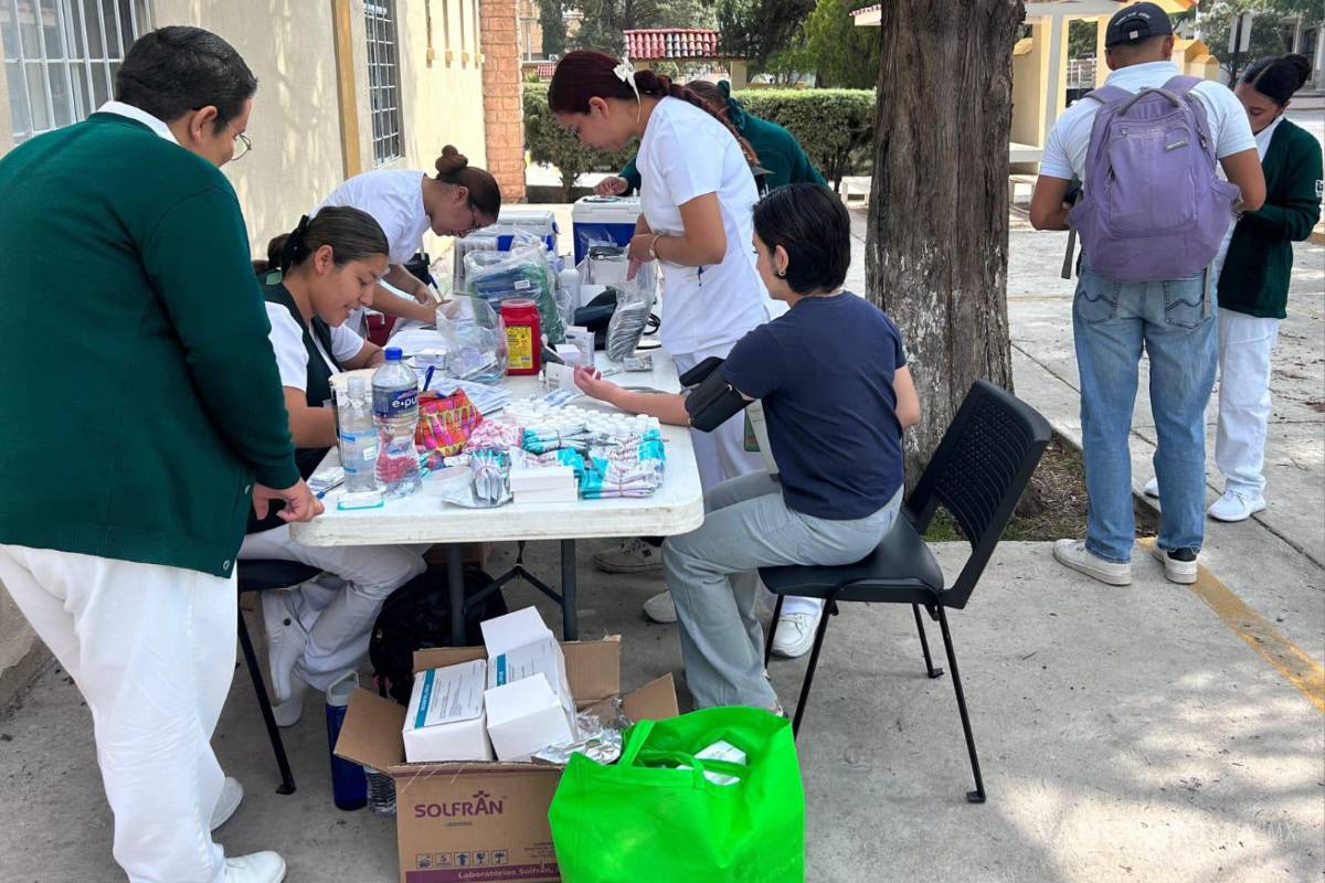 IMSS Coahuila y UAAAN unen esfuerzos para acercar servicios de salud a estudiantes