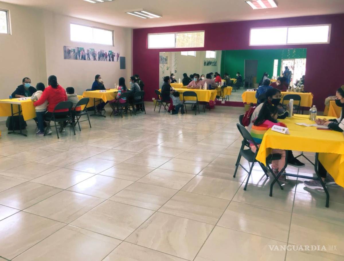 $!Realiza Casa Colibrí segunda brigada de Salud en Saltillo