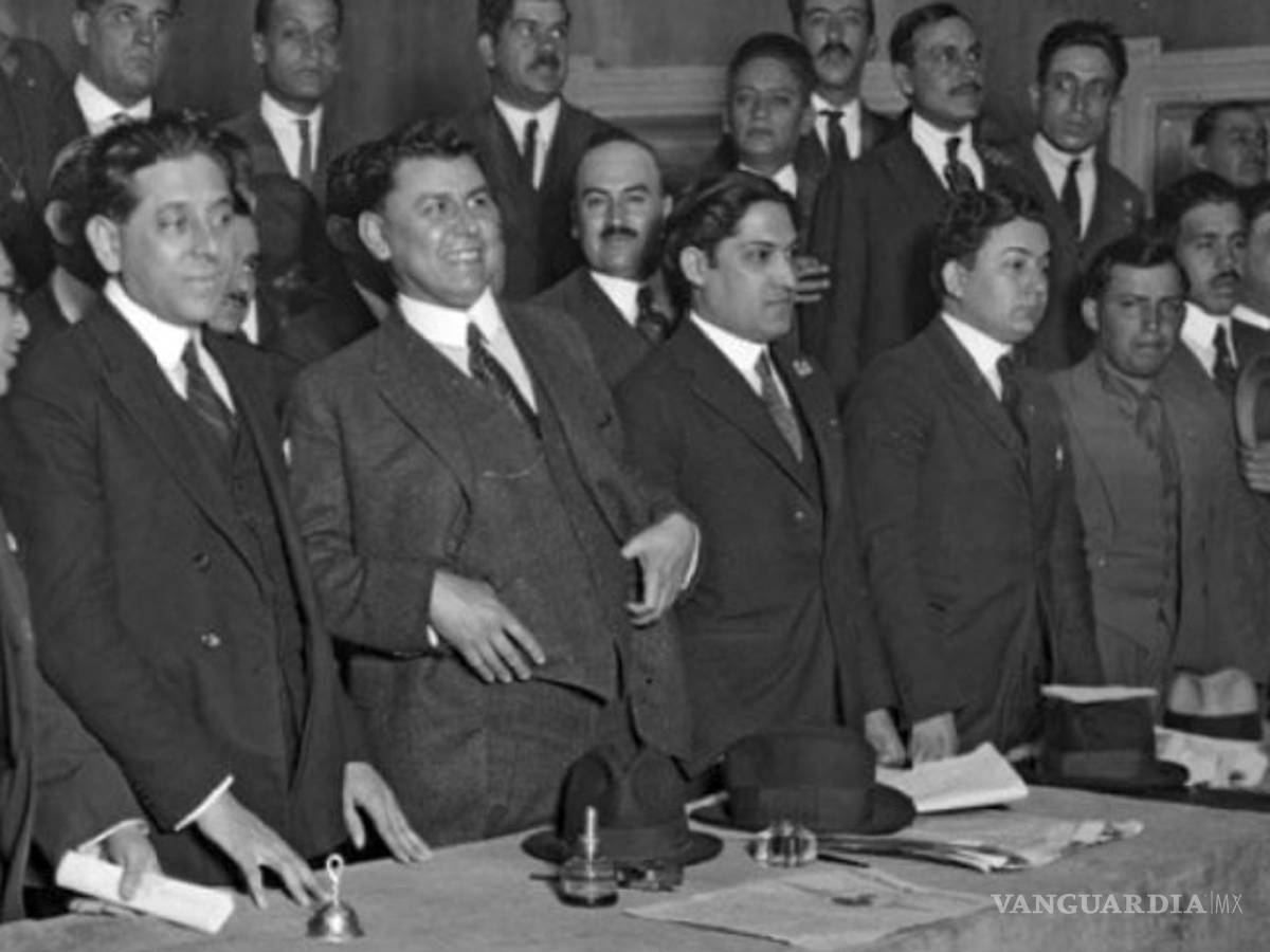 $!Velarde y Otilio: correspondencias