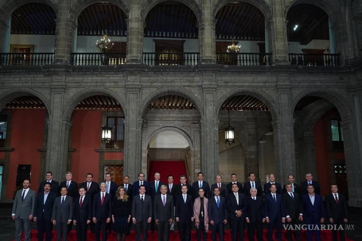 AMLO y Conago logran acuerdo por 'superdelegados'