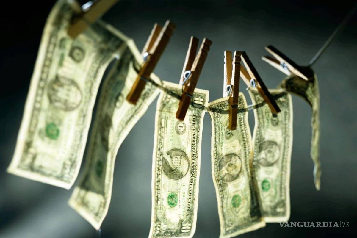 Descubre que en Hollywood lava dinero