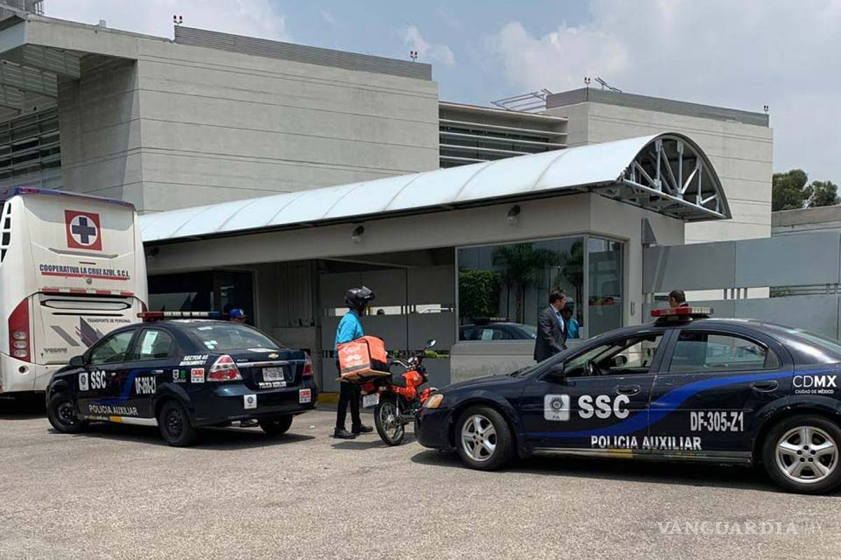 Policía asegura las oficinas del Cruz Azul