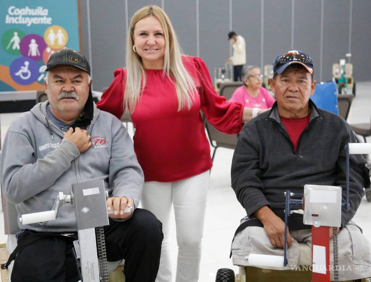 $!Más de mil 110 sillas de ruedas convencionales han sido entregadas para personas necesitadas.