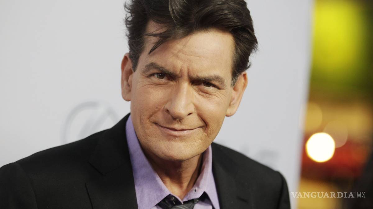 Charlie Sheen admite ser portador del VIH