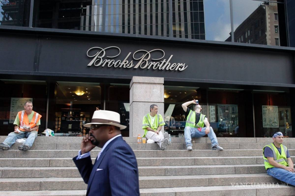 Brooks Brothers, la marca de ropa más antigua de EU, se declara en bancarrota