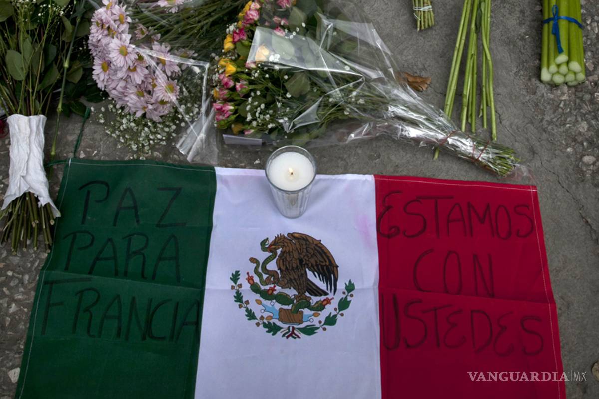 Dan de alta a mexicano herido en París