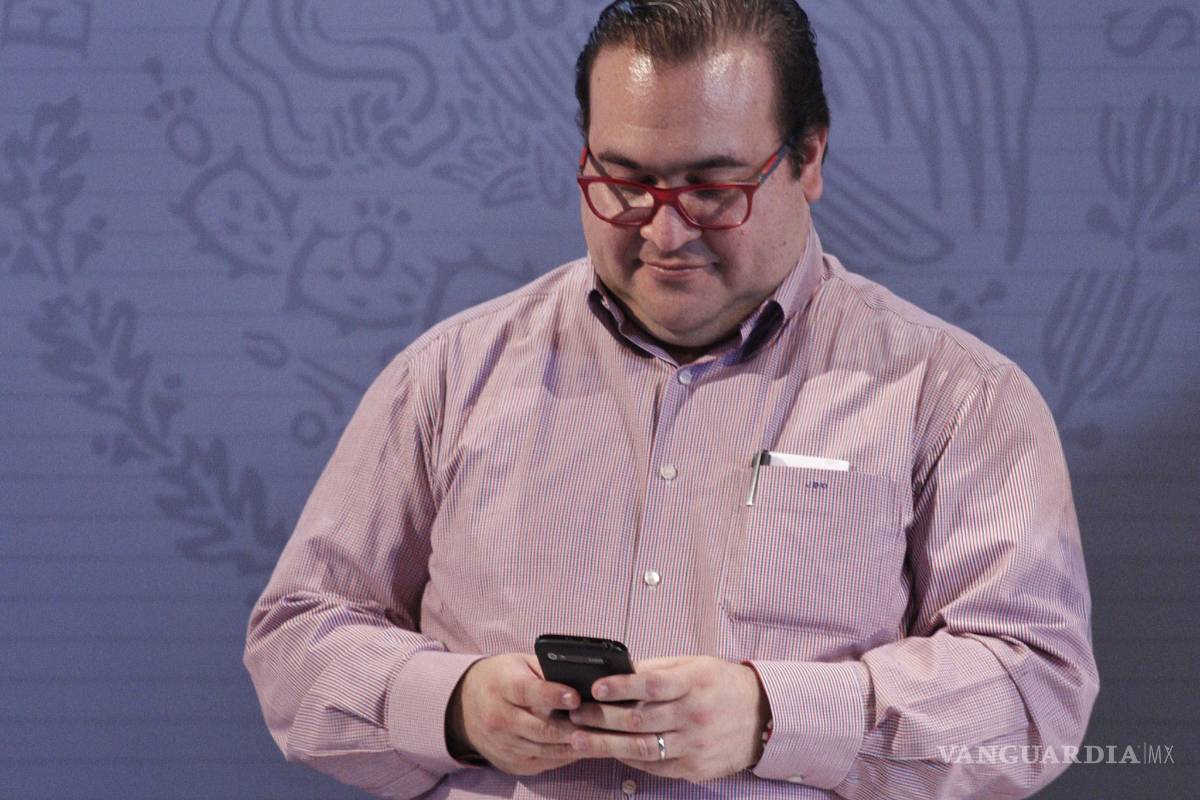 Tras megamarcha; gobierno de Duarte deposita 40 mdp a la UV