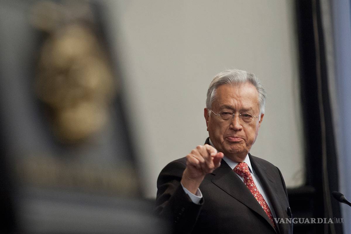 ‘No soy un dinosaurio’ asegura Bartlett; para muestra la defensa de Reforma Energética