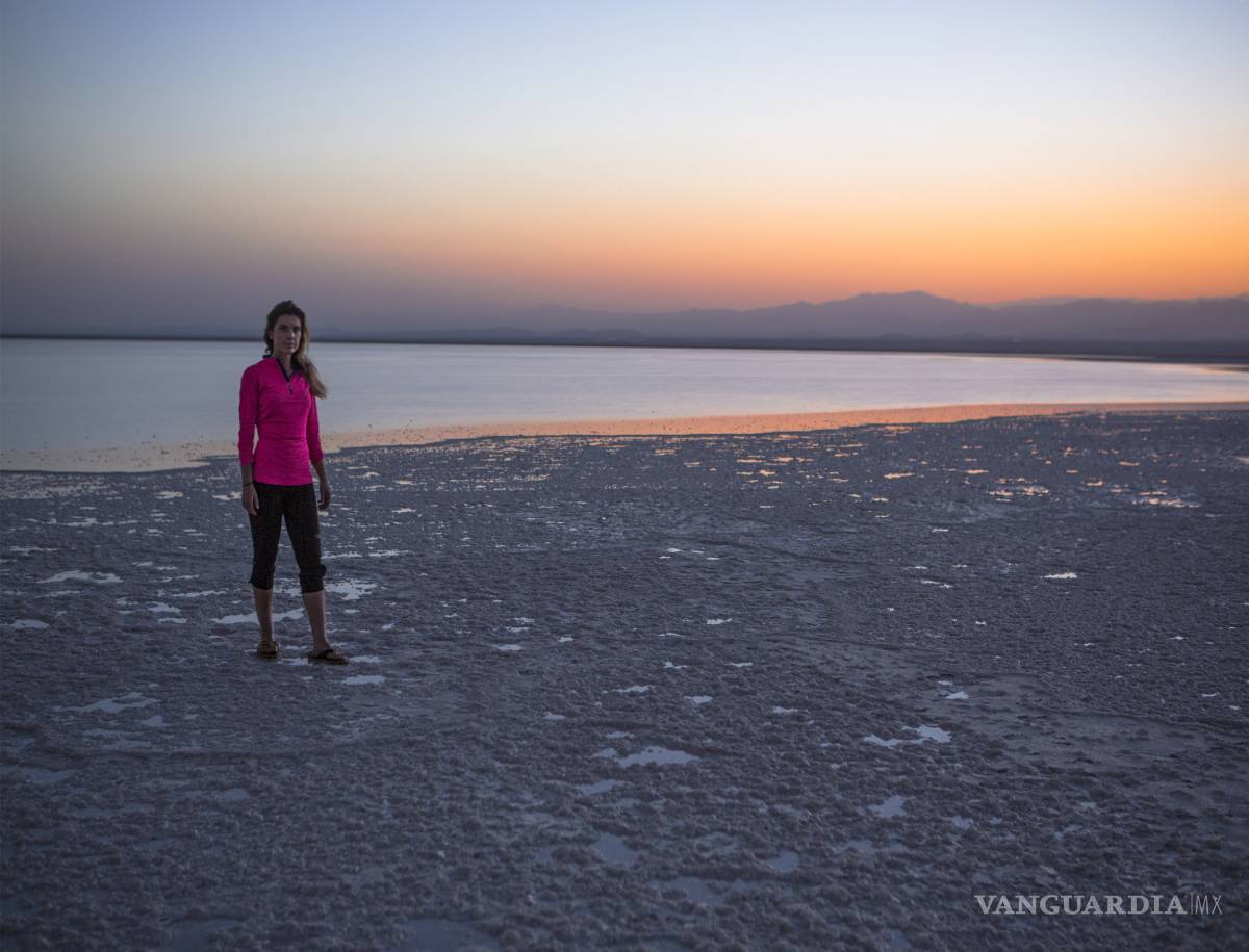$!Karina Oliani enfrenta desafío en Etiopía: tirolesa sobre lago de lava