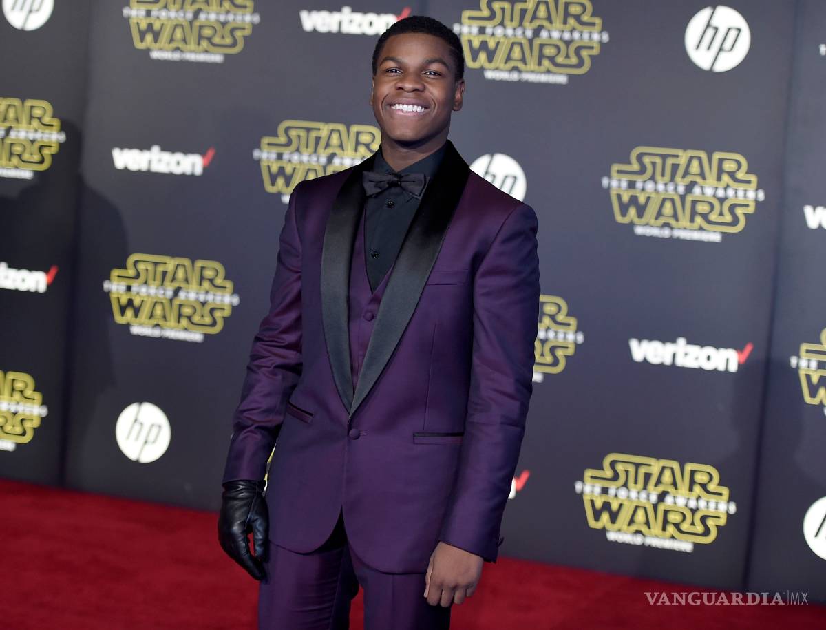 $!‘Star Wars’ paraliza Hollywood con premier