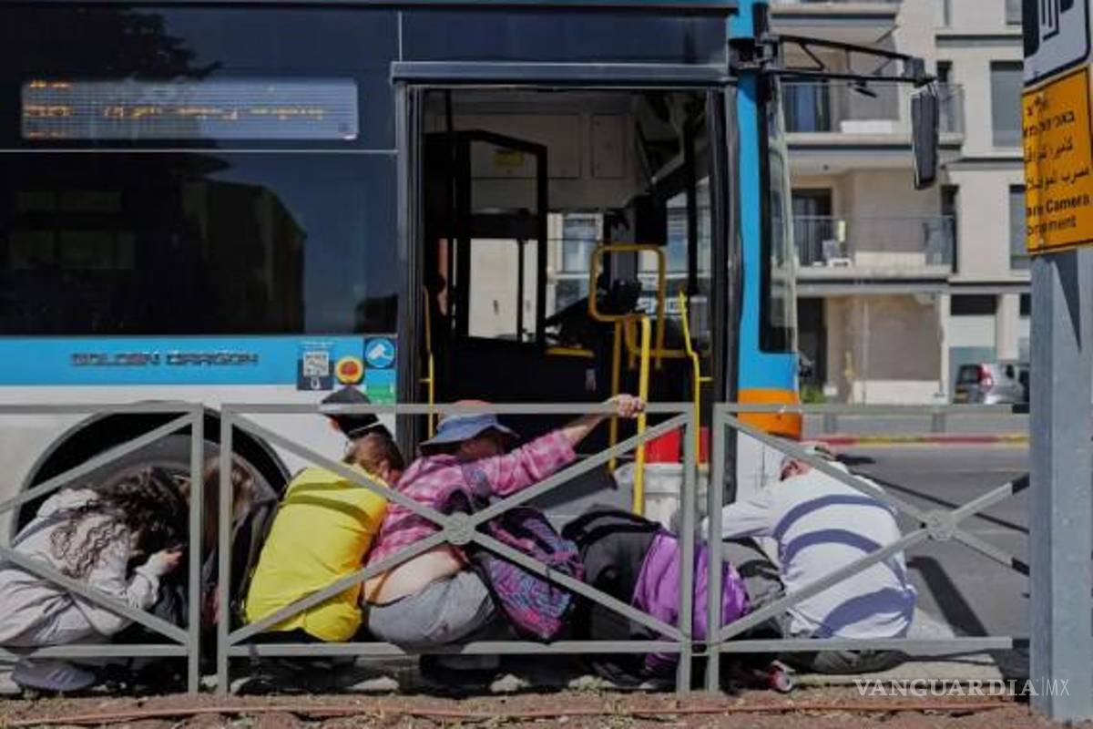 Rebeldes hutíes de Yemen respaldados por Irán atacan con misiles a Israel