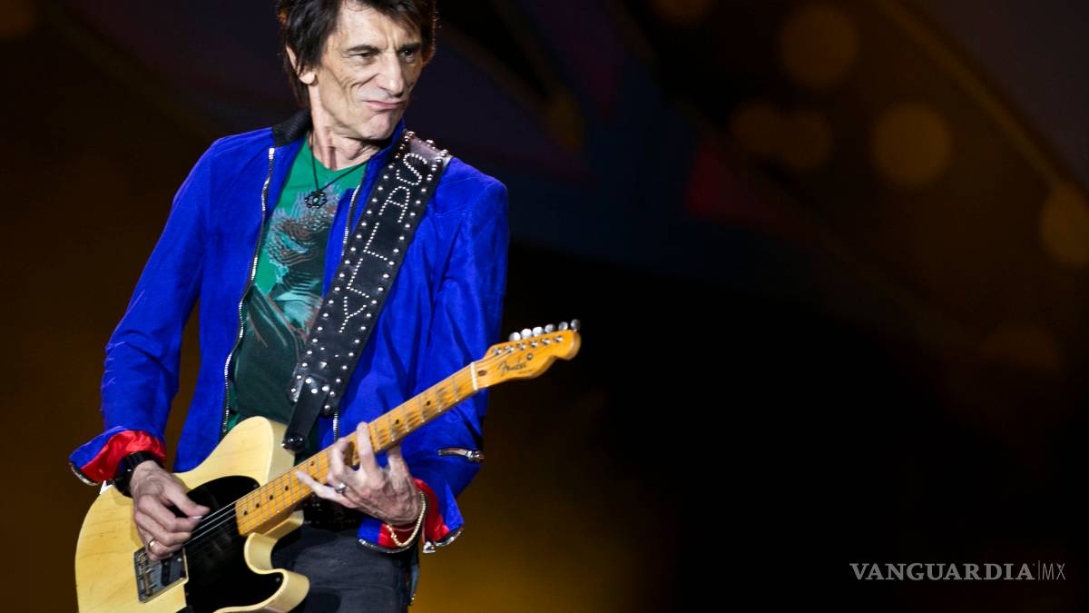 Revela Ron Wood, de los Rolling Stones, que tuvo cáncer de pulmón