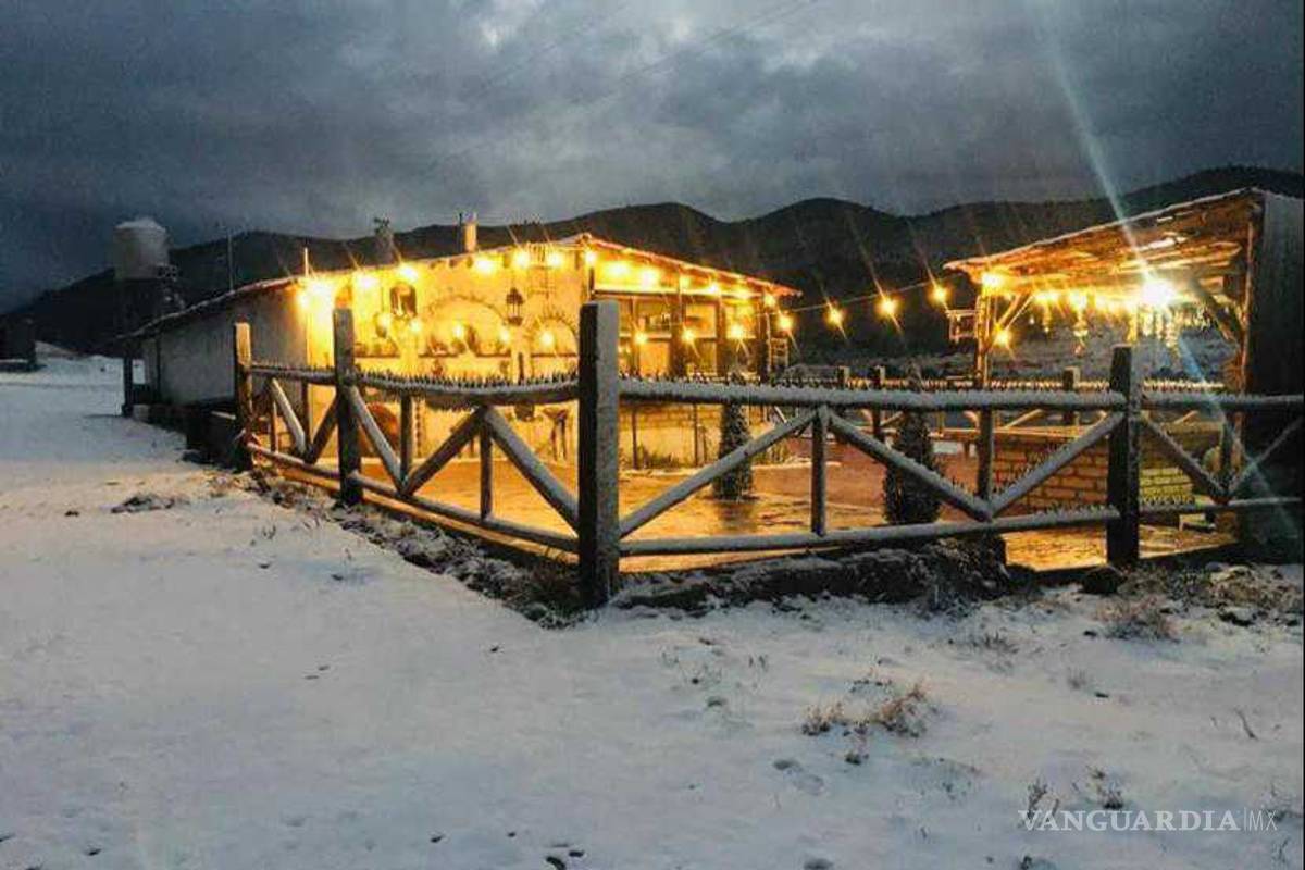 $!Arteaga se pinta de blanco en el último día del año