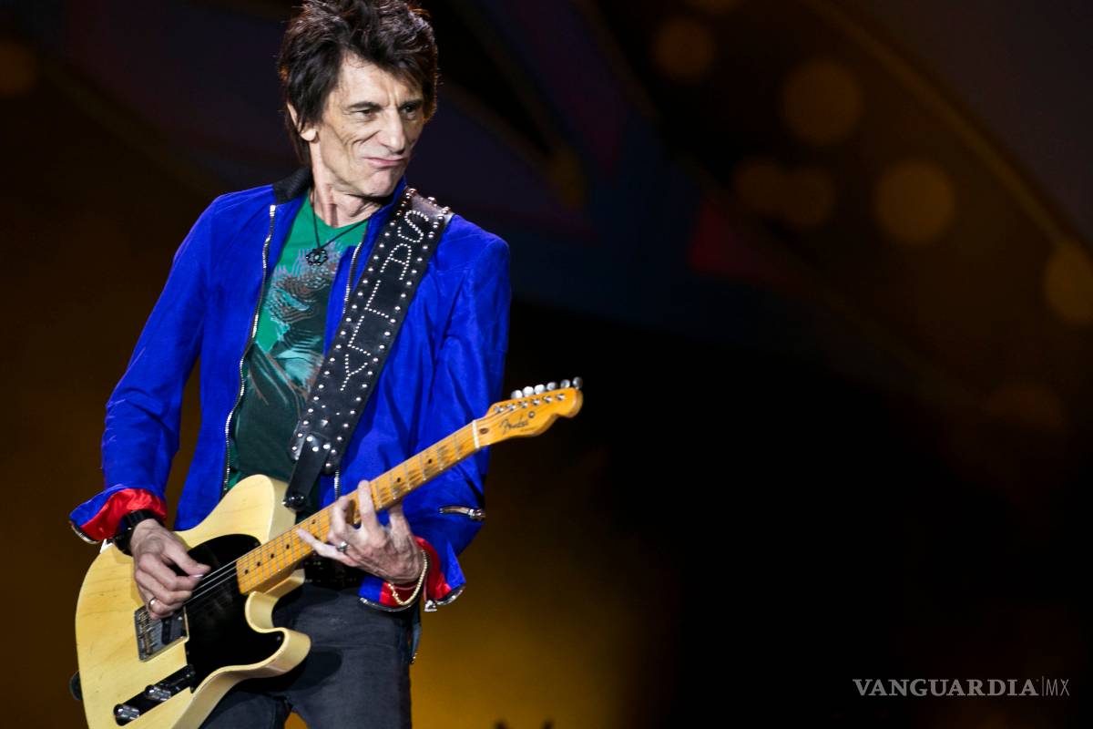 Revela Ron Wood, de los Rolling Stones, que tuvo cáncer de pulmón