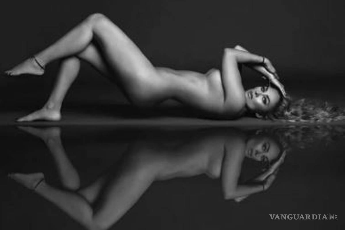 Aracely Arámbula posa desnuda y comparte sus fotos en Instagram