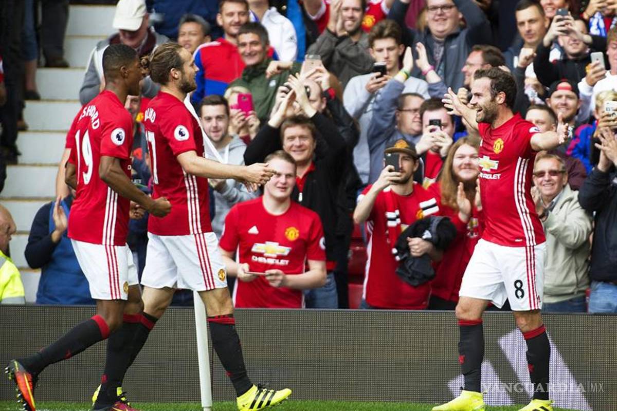 Pogba se estrena con el Manchester United y consiguen la victoria