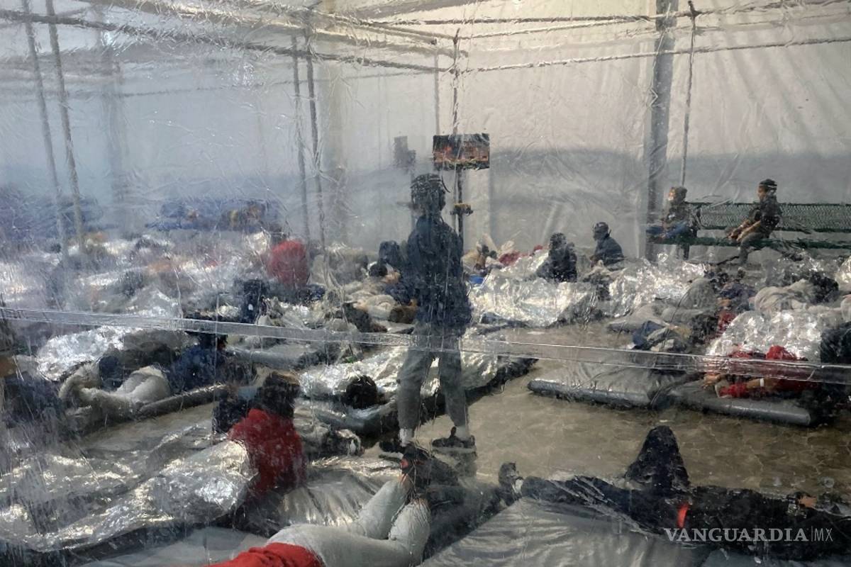 Dan a conocer videos que muestran las condiciones en las que viven niños migrantes en EU