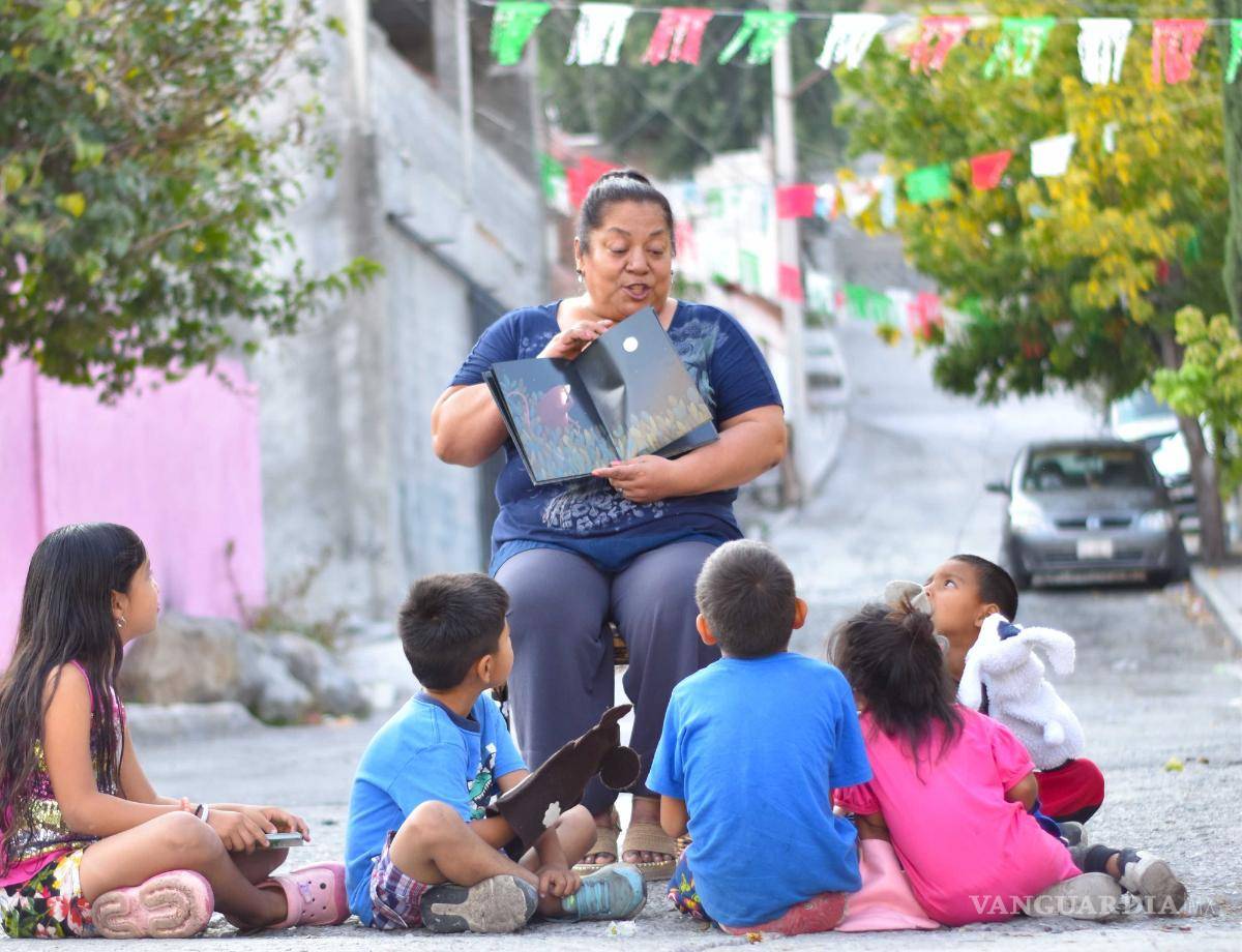 La lectura enseña a los niños a respetar su cuerpo y tener ambiciones: Patricia García Villanueva, moderadora voluntaria del programa nacional de Salas de Lectura