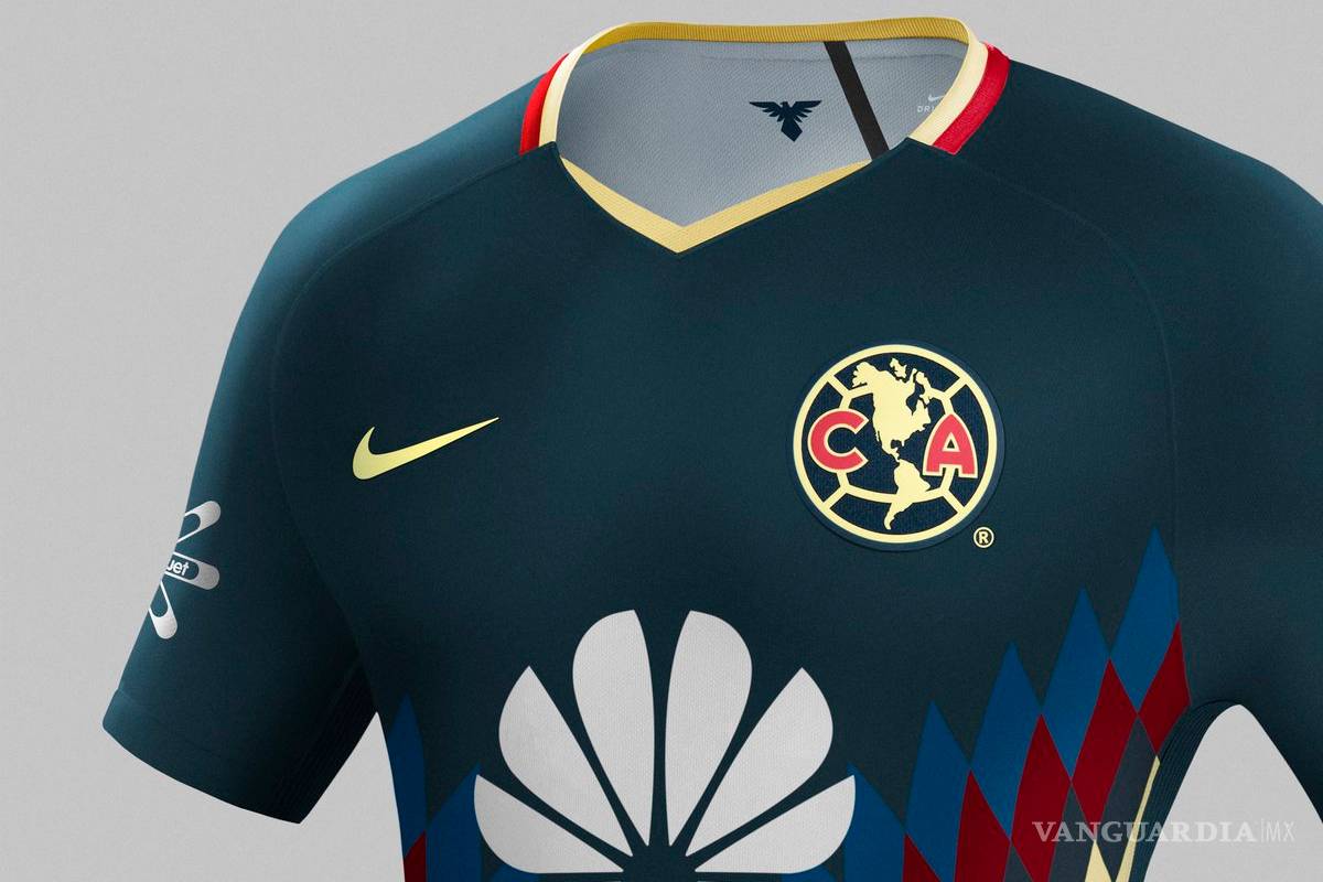 Tienda departamental 'elimina' publicidad en playera del América