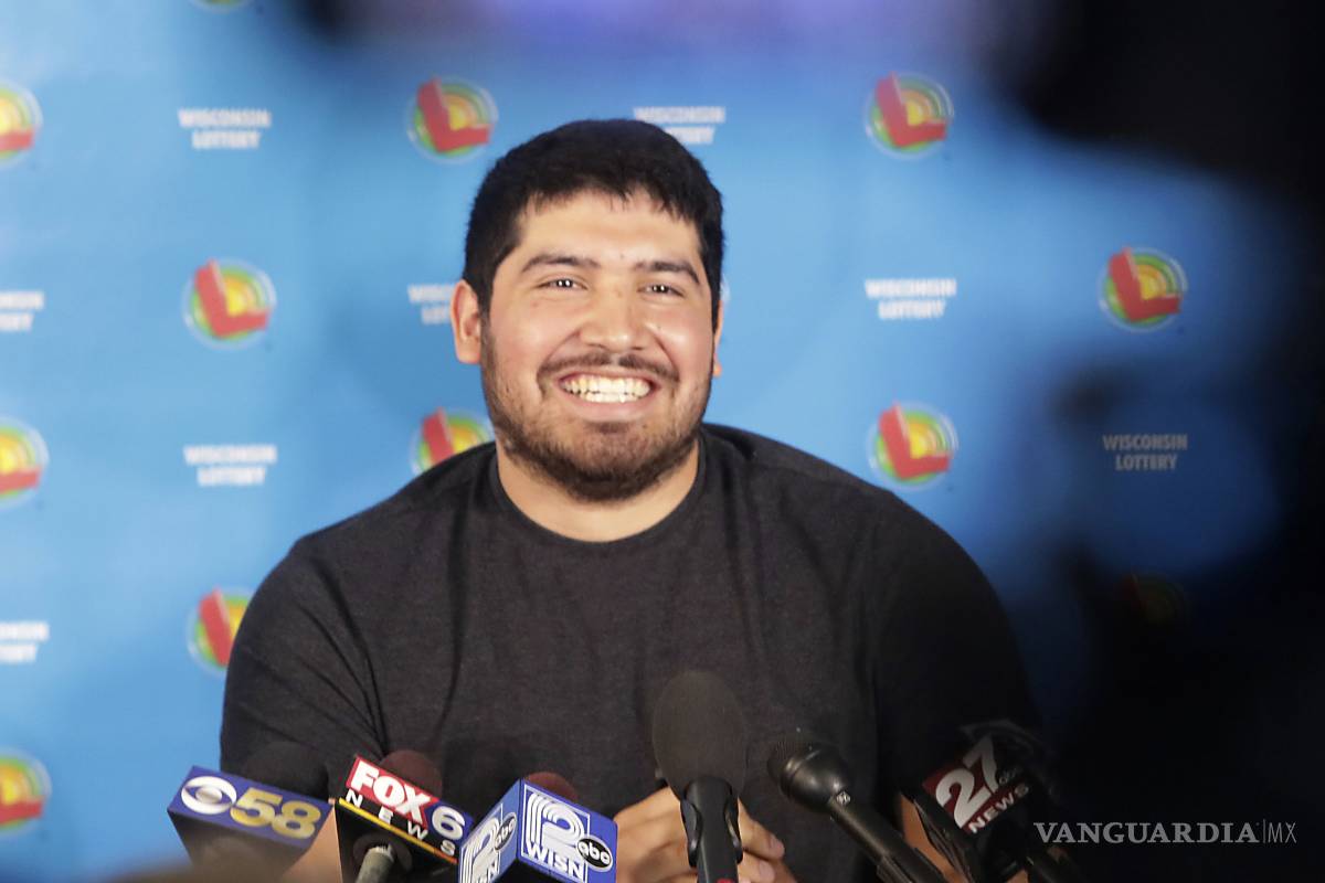 Gana un joven 768 millones de dólares en lotería