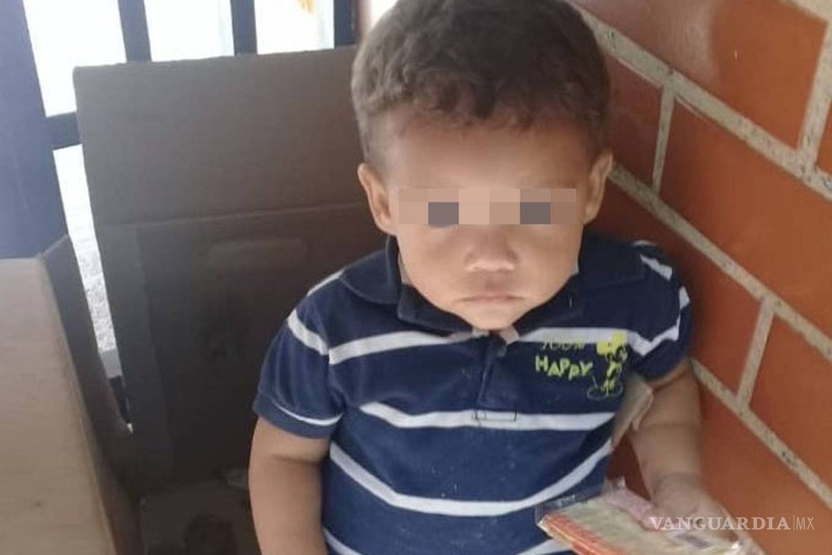 Abandonan a bebé dentro de una caja, en Venezuela