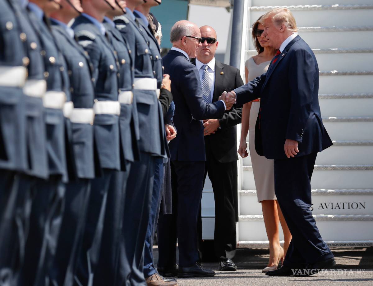 $!Reino Unido recibe a Trump con Gobierno u en un momento "de máxima debilidad interna”