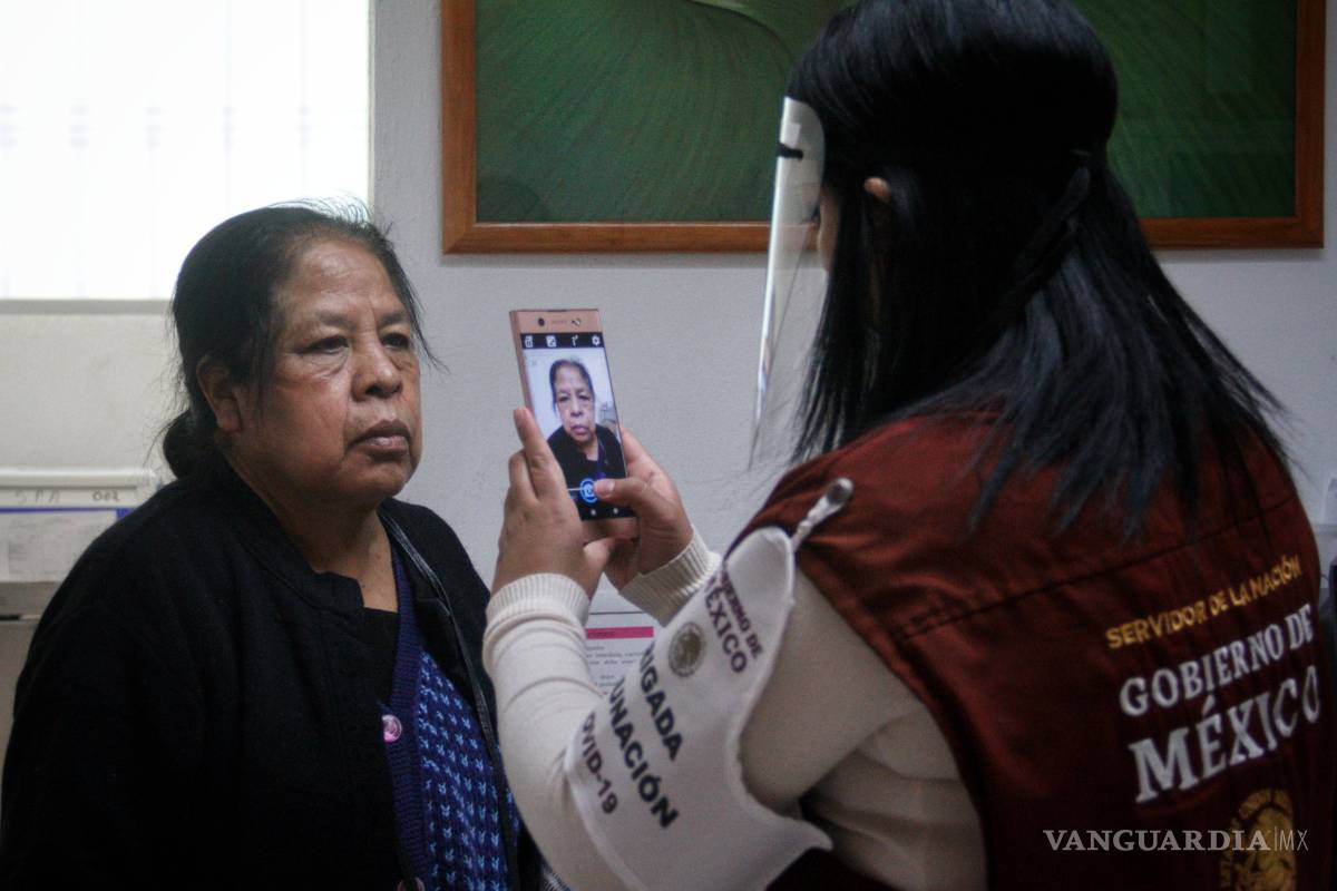 Dejarán de tomar fotos en centros de vacunación, descarta AMLO actitud perversa