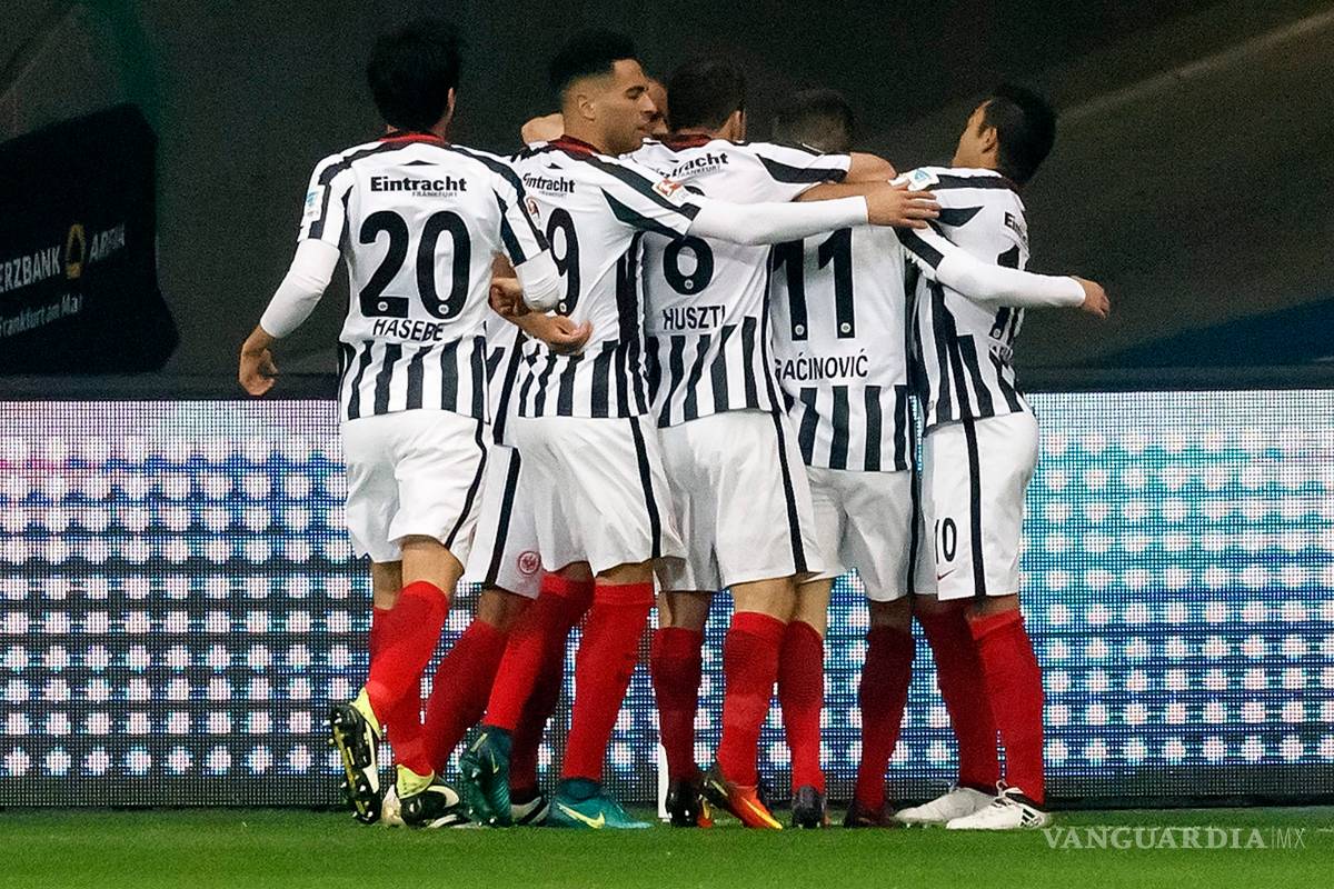 Eintracht ganó con apuros; Fabián jugó los 90