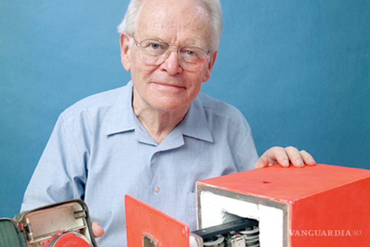 Muere el inventor de la "caja negra", David Warren