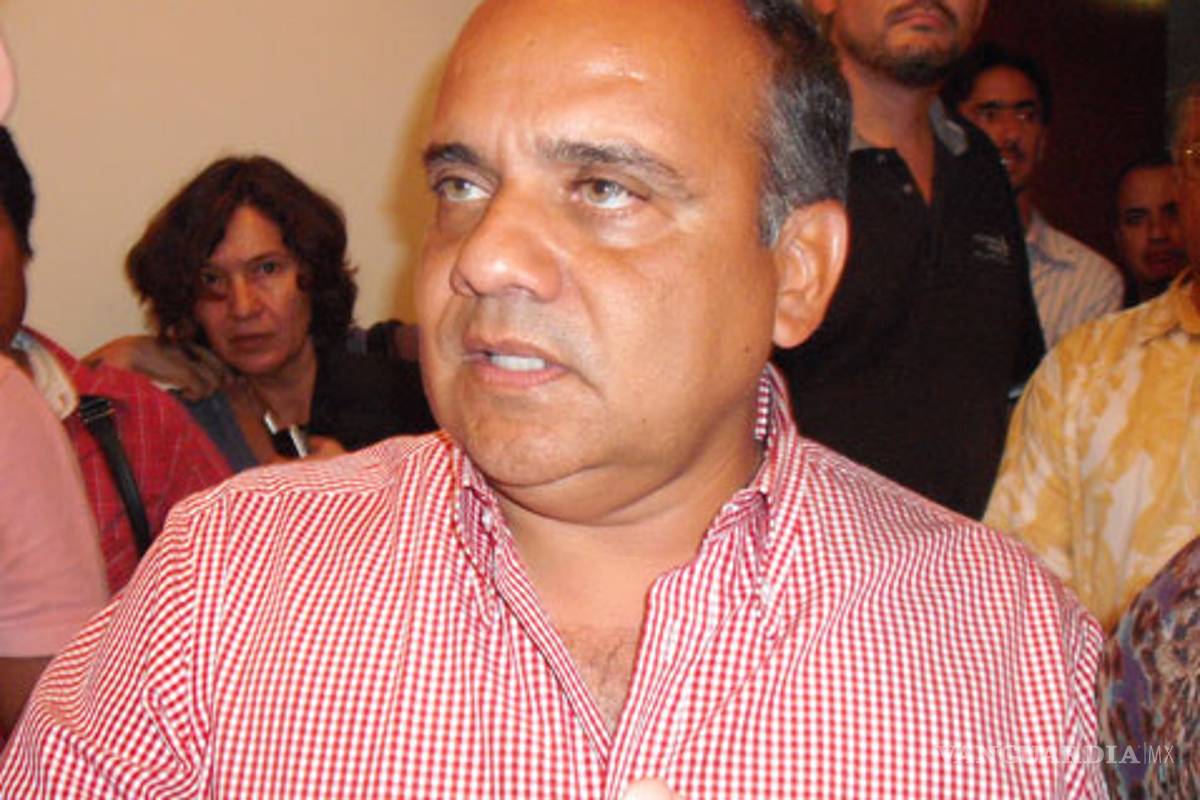 Añorve culpa a Macedonio de endeudamiento en Acapulco