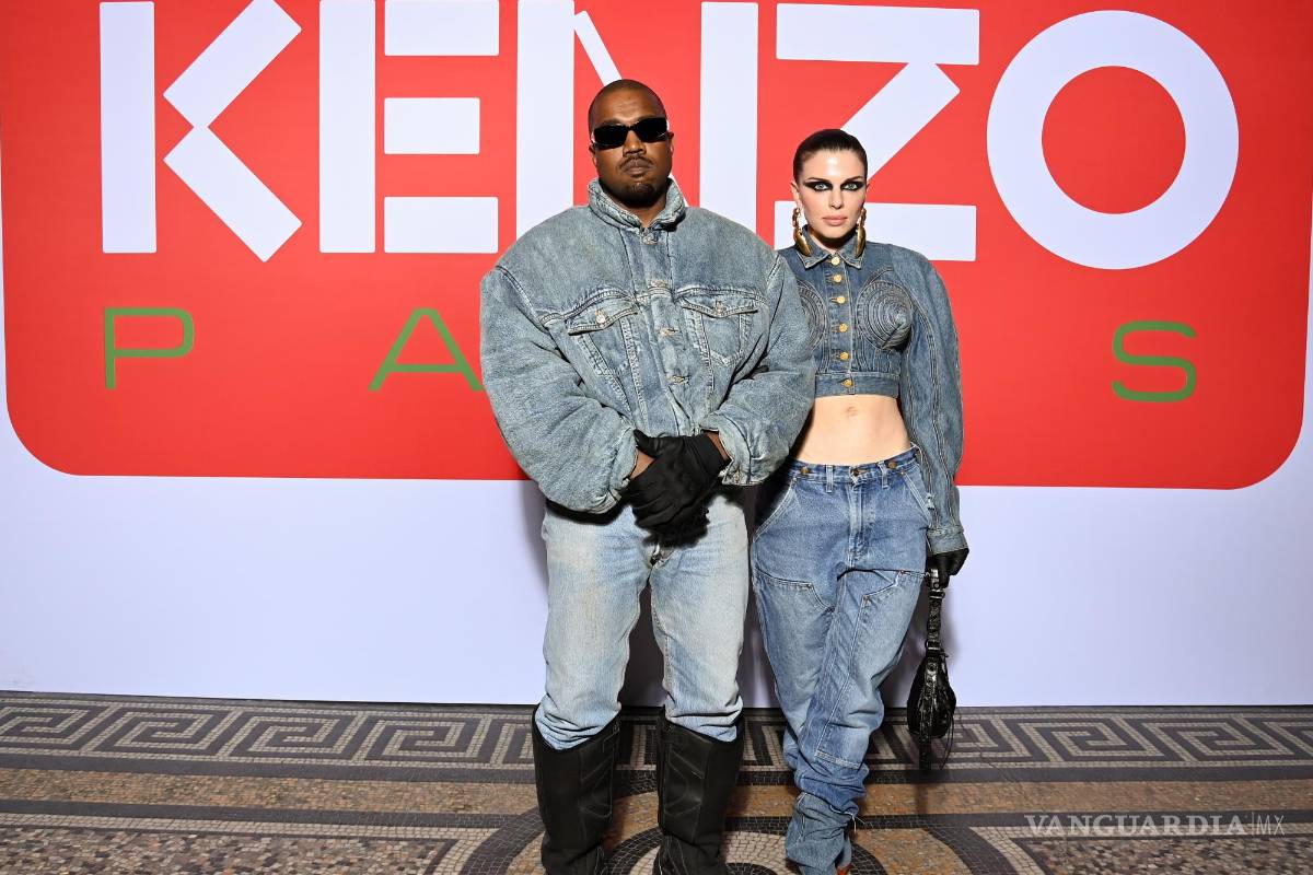 Kanye West y Julia Fox debutan en la alfombra roja