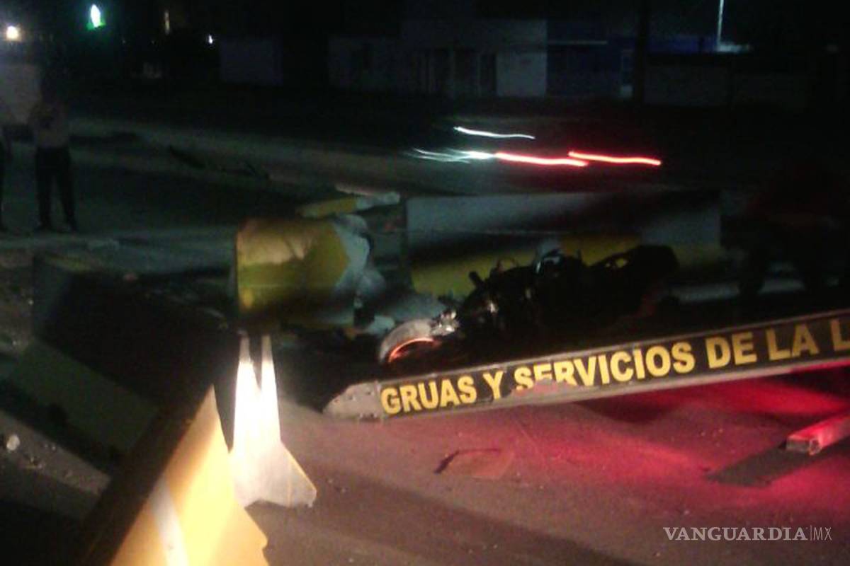 Motociclista choca contra “ballena” en el periférico y muere