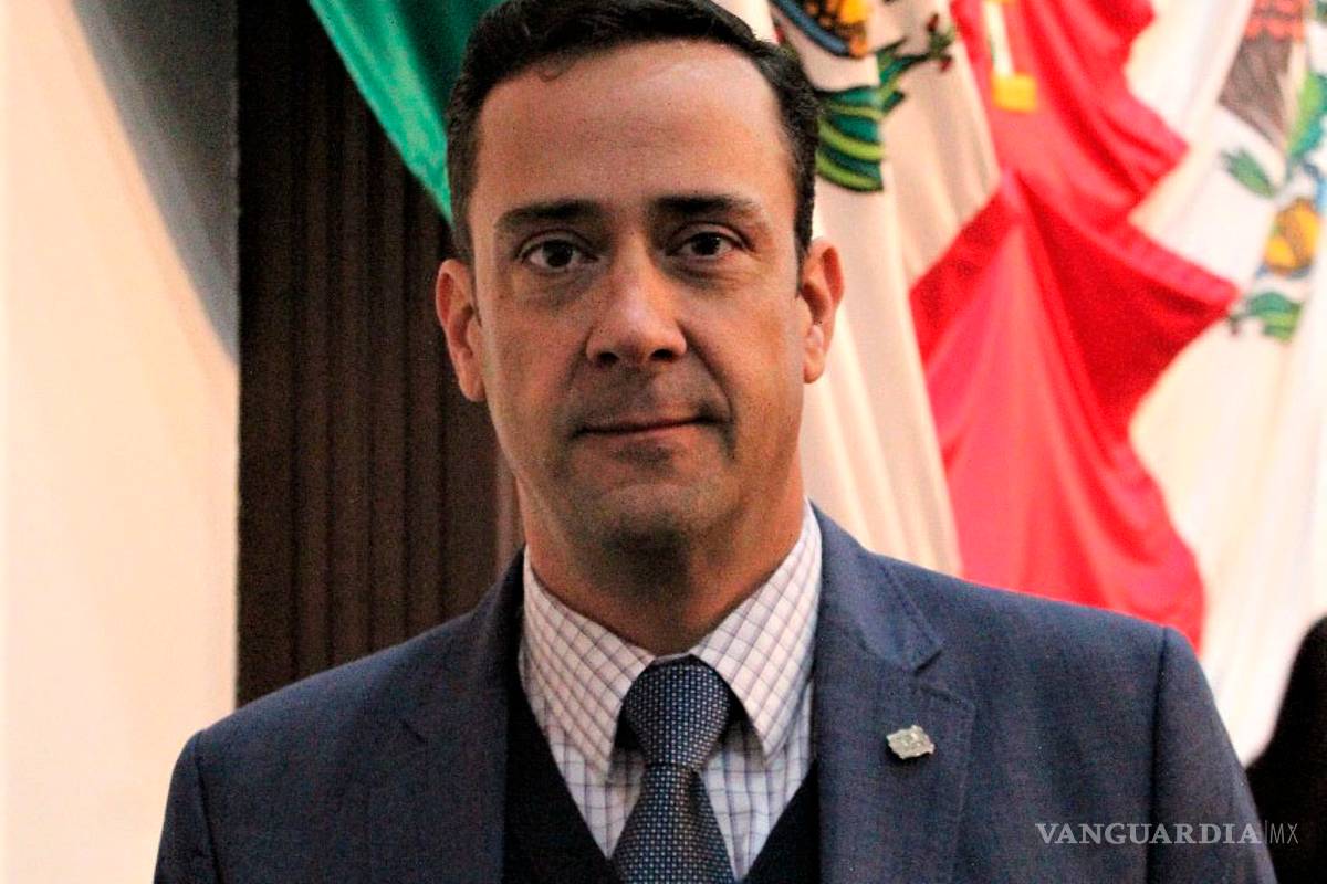 Diputado de Coahuila pide descuento en transporte público a padres que llevan sus hijos a la escuela