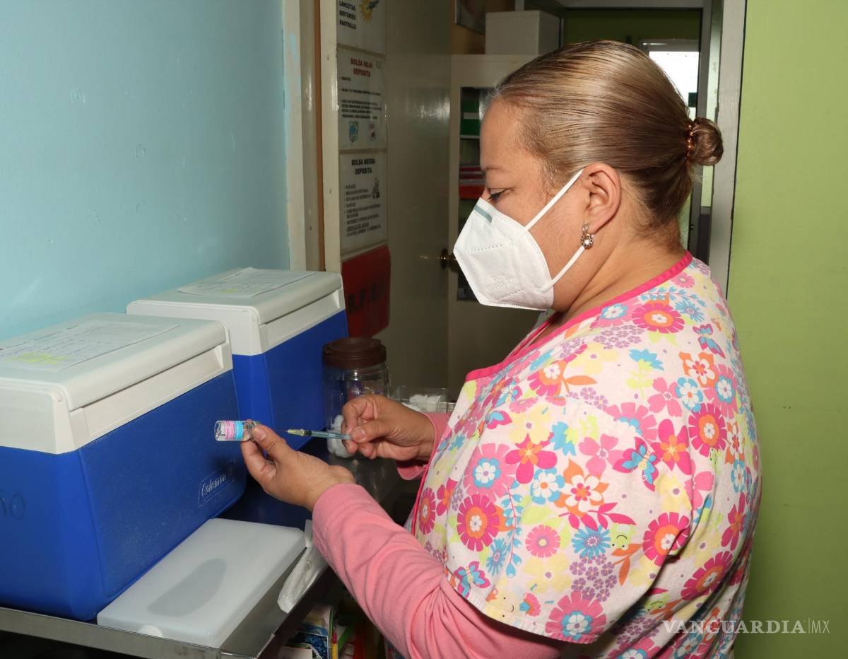 $!“No era así de fuerte cuando comencé. La enfermería me hizo fuerte”; hablan ángeles y superhéroes con estetoscopio. FOTO: FRANCISCO MUÑIZ/VANGUARDIA