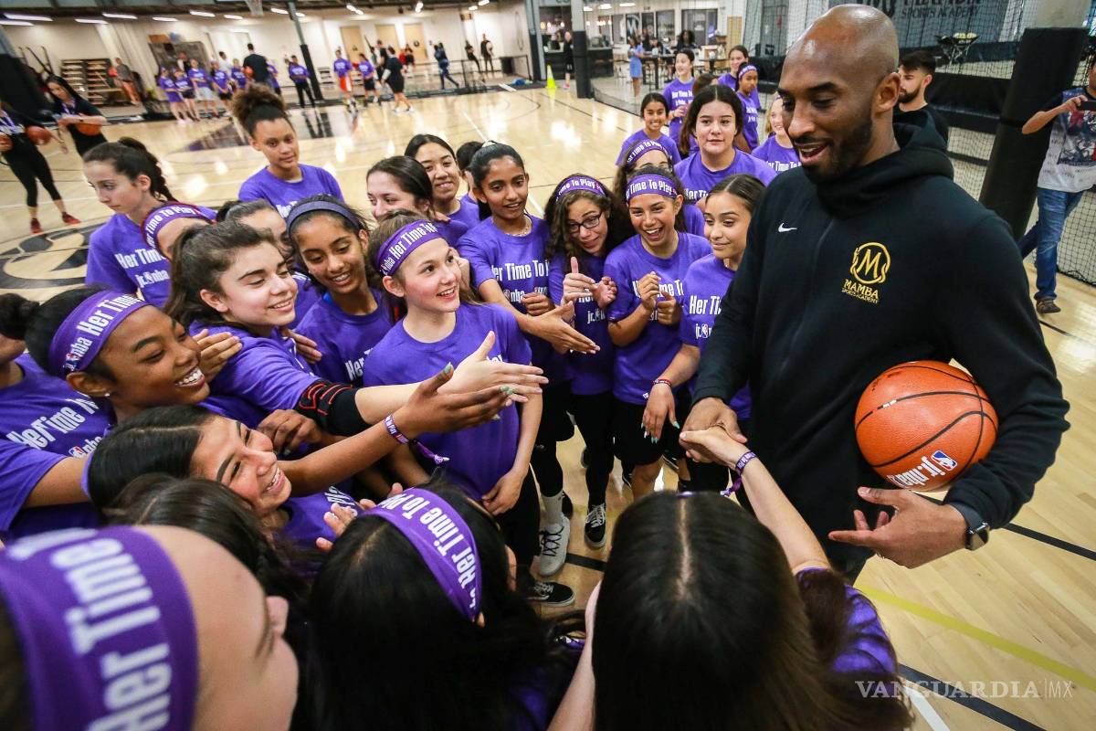 Kobe Bryant creía en el baloncesto femenino, 'algunas jugadoras de la WNBA podrían jugar en la NBA'