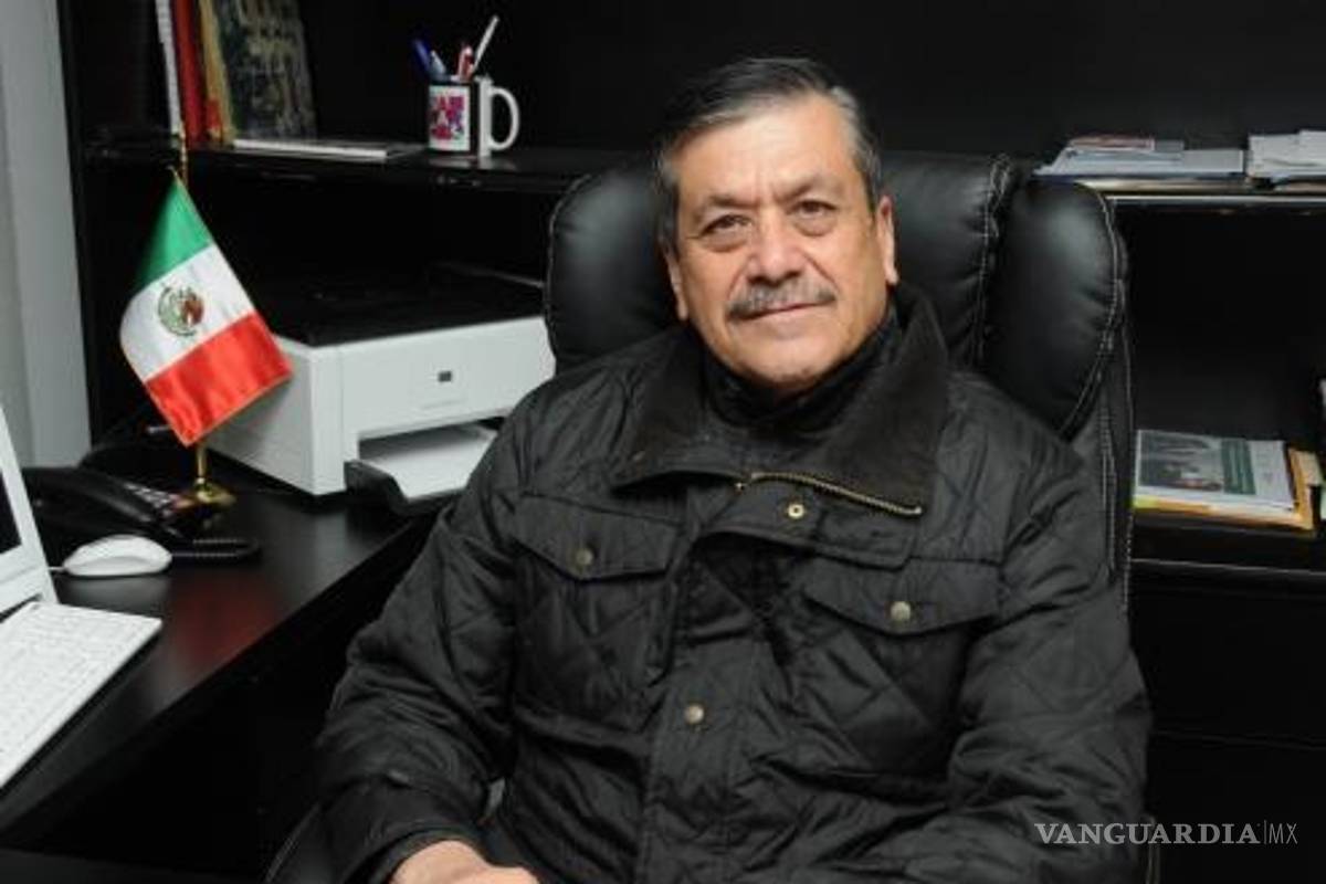 $!Los señalamientos datan de la gestión de Manuel Flores Revuelta al frente de la dirección de Prepa Abierta del Estado.