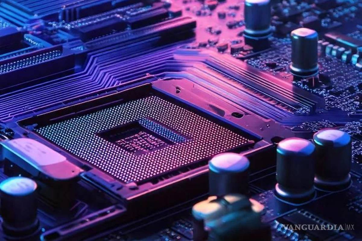 Coahuila busca atraer inversiones en la industria de semiconductores