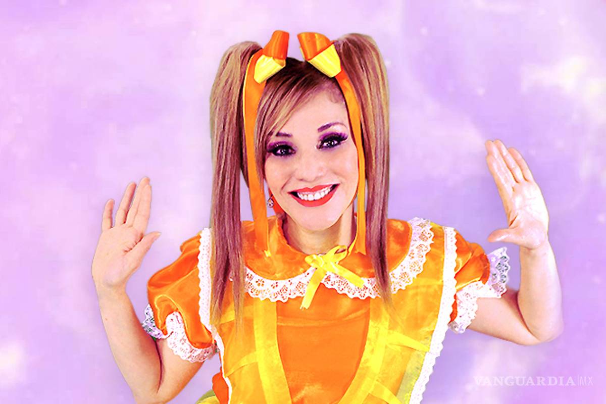 La 'Muñequita Elizabeth' dice adiós tras 40 años de carrera