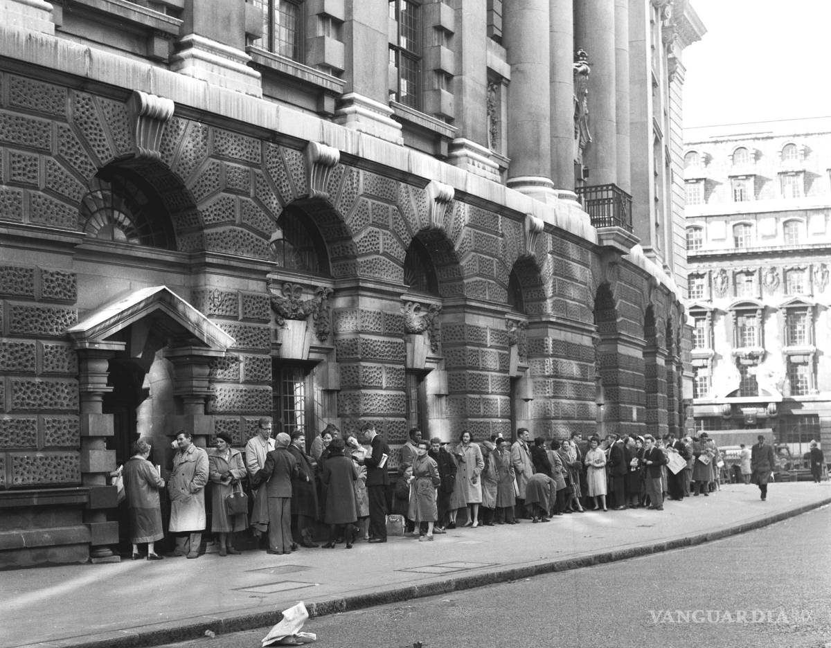 $!Subastan ejemplar de “El amante de Lady Chatterley” usado en juicio