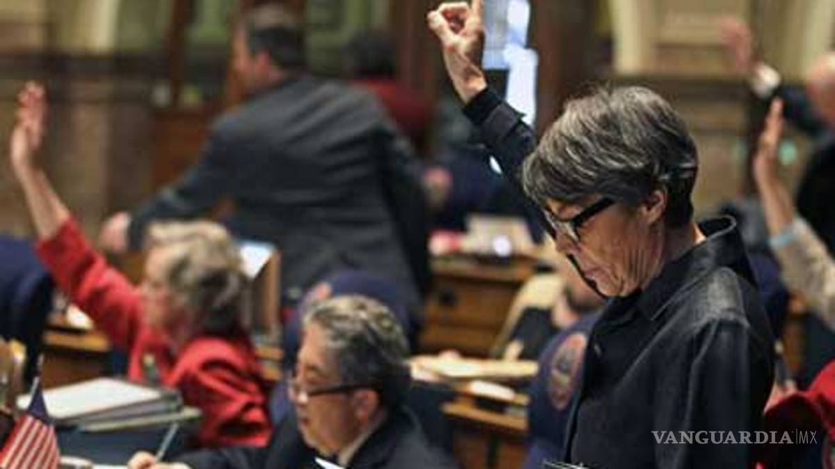 Los partidarios de armas se manifiestan en Connecticut