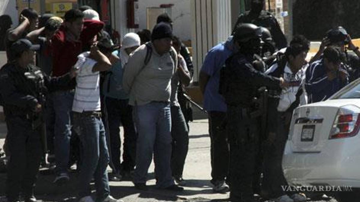 Liberan a normalistas detenidos en Chilpancingo