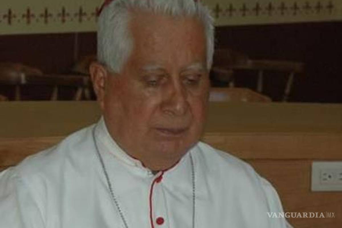Al arzobispo de Durango le gustaría una &quot;mosca en leche&quot;: se pronuncia por 'Papa negro'