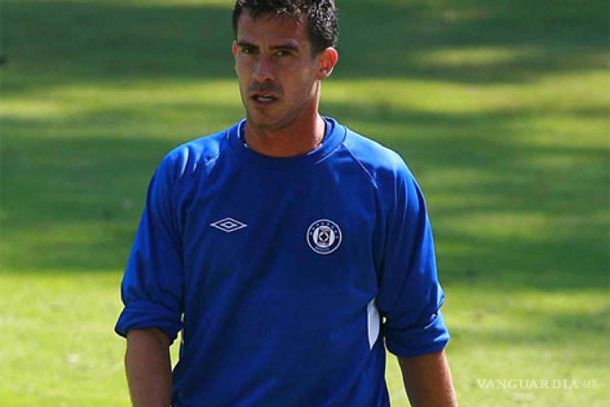 Isaac Romo, entre el futbol y el rock