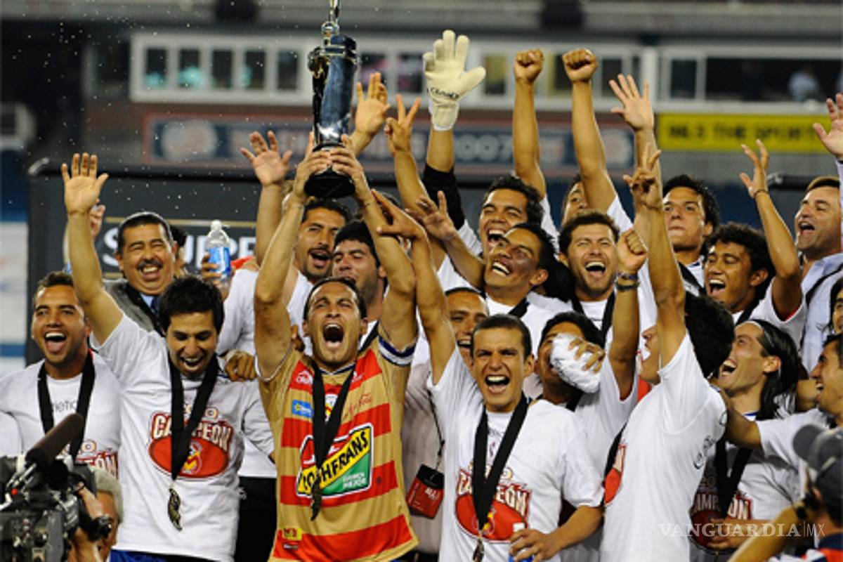 Monarcas, campeón del Superliga