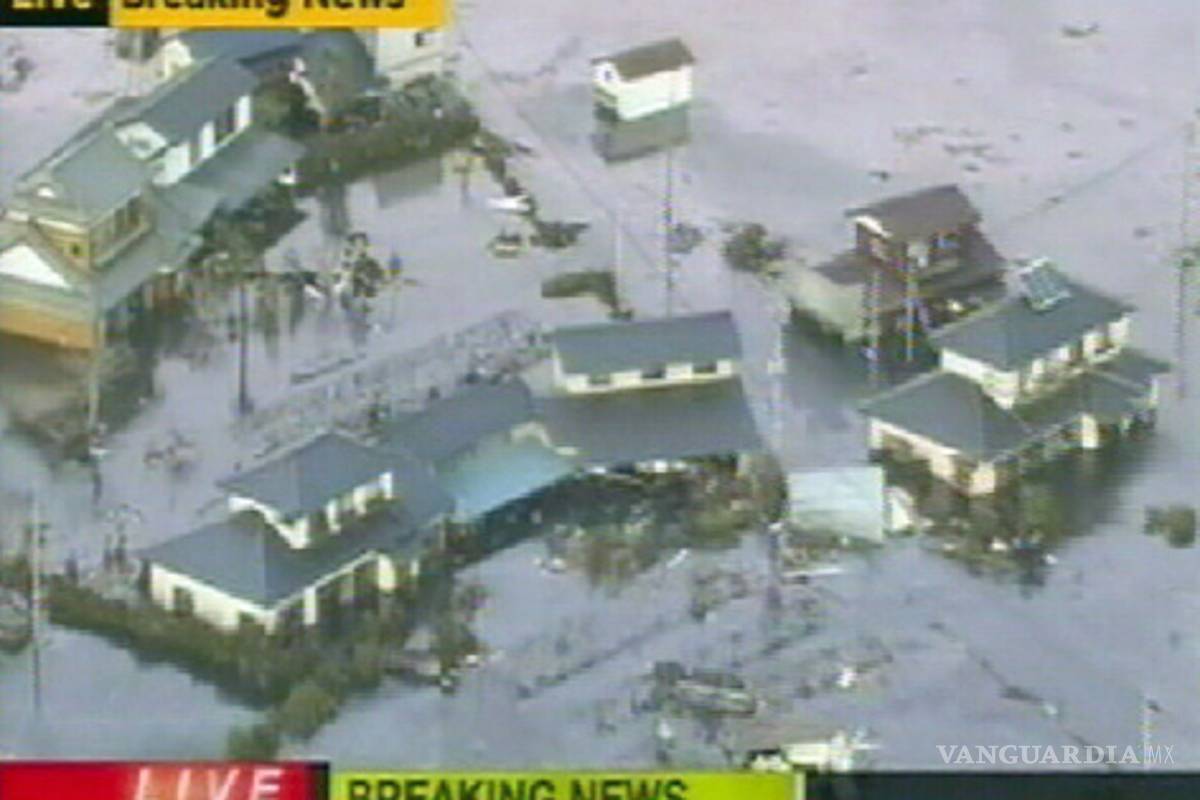 Calderón pide evitar playas del Pacífico en México por alerta tsunami