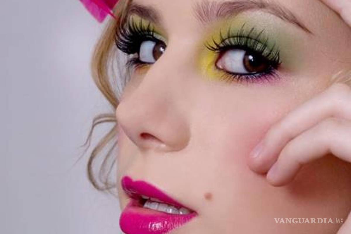 Usar maquillaje en exceso adelantaría la menopausia