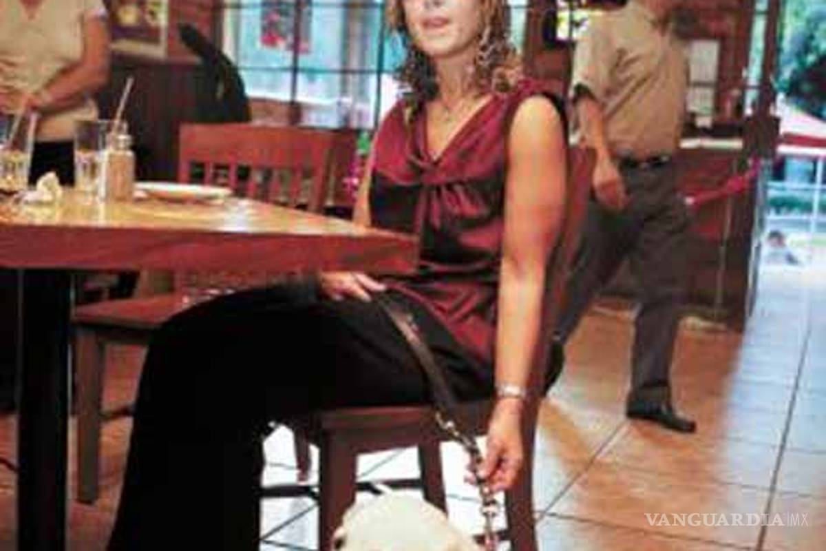 Restaurantes se sensibilizan ante discapacidad visual
